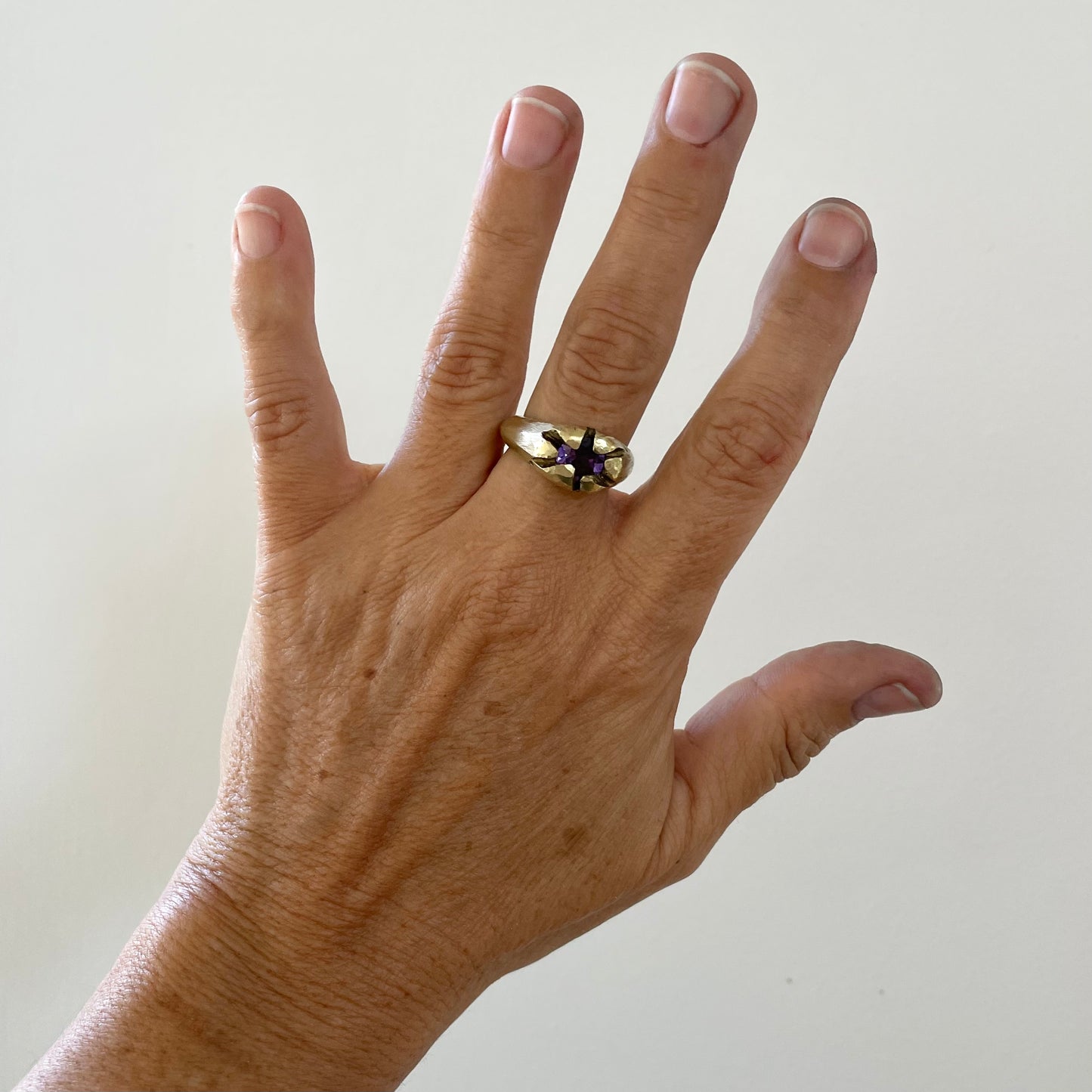 ROCK CANDY IN SOLID BRASS WITH HAMMER SET LILAC SAPPHIRE