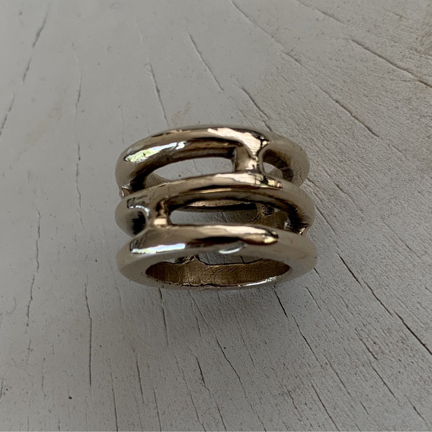 MAZE IN SOLID BRONZE