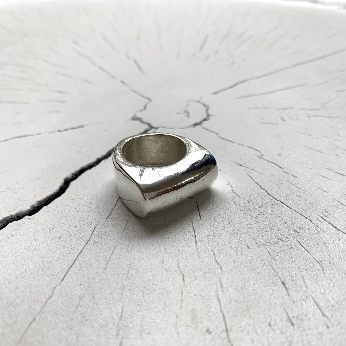 THOR FEMME IN SOLID SILVER