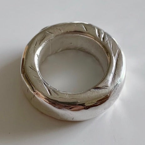 MIDI WEDDER IN SOLID SILVER