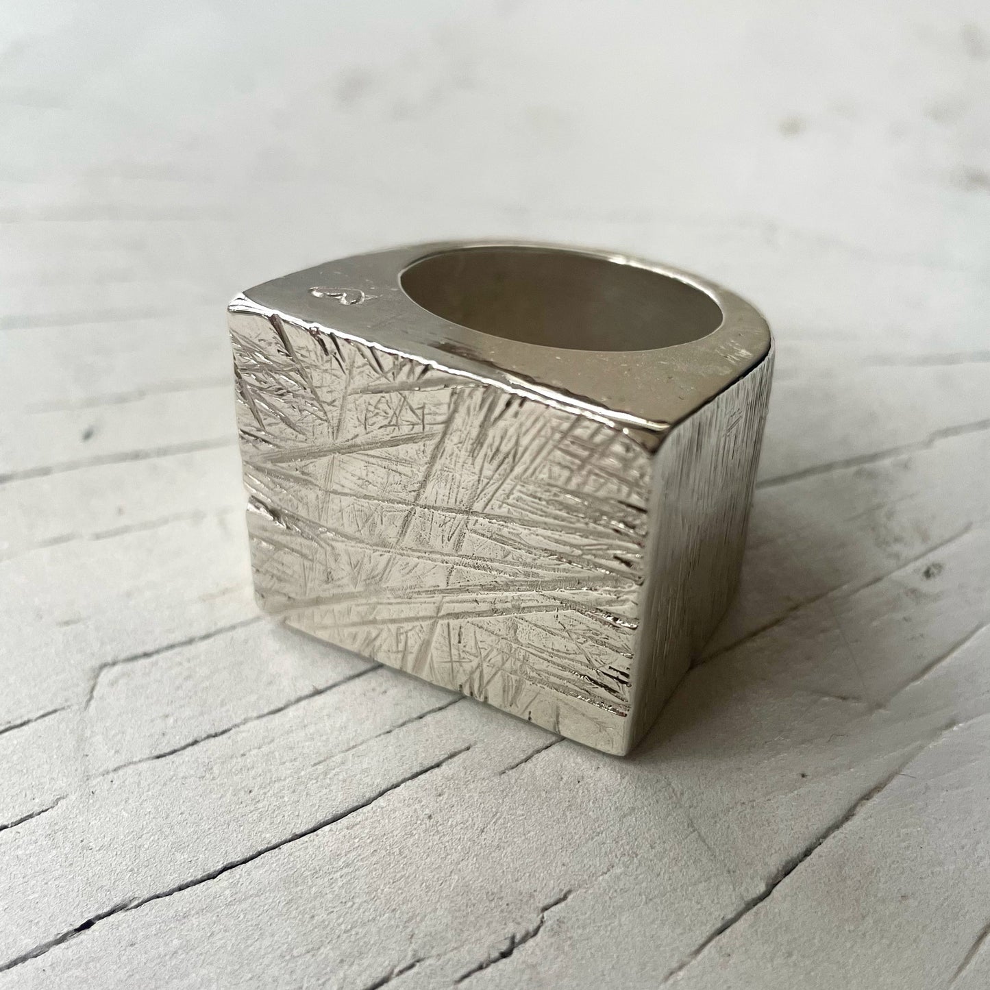 HOMME IN SOLID SILVER